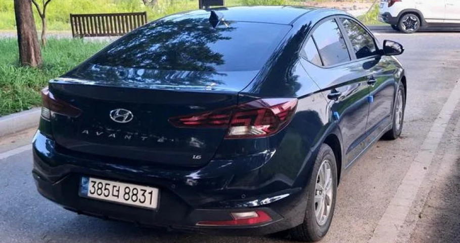 Hyundai Avante (Elantra) 