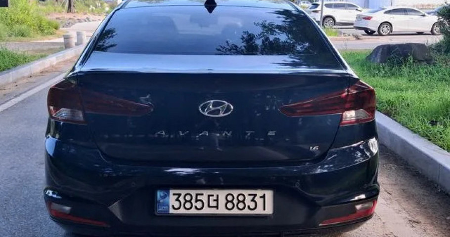Hyundai Avante (Elantra) 