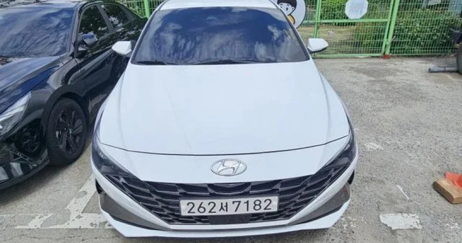 Hyundai Avante (Elantra) 
