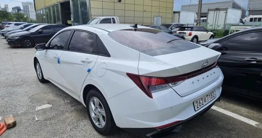 Hyundai Avante (Elantra) 