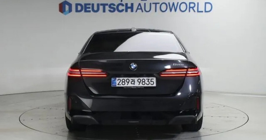 Bmw 5-Series 