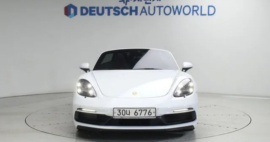 Porsche 718 