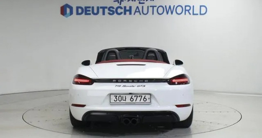 Porsche 718 