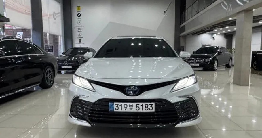 Toyota Camry 