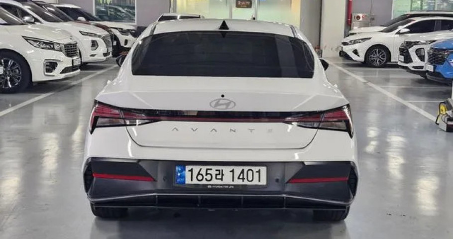 Hyundai Avante (Elantra) 