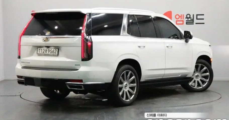 Cadillac Escalade 