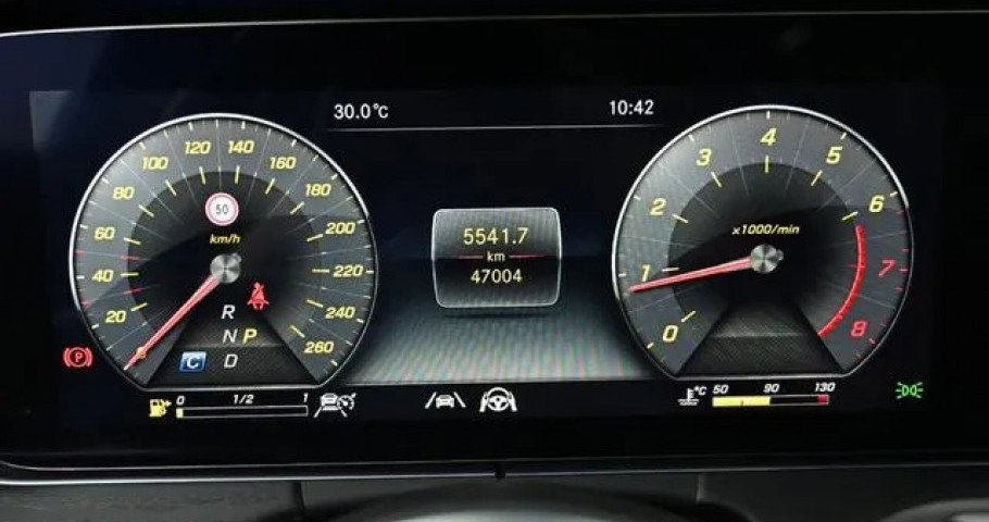 Mercedes-Benz E-Class 