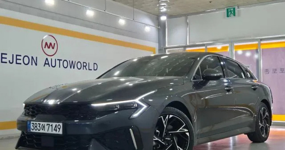 Kia K5 