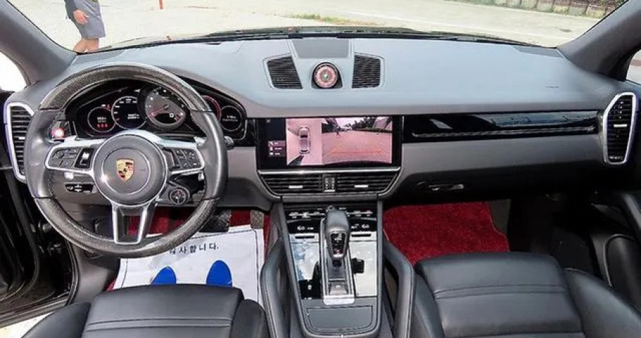 Porsche Cayenne 