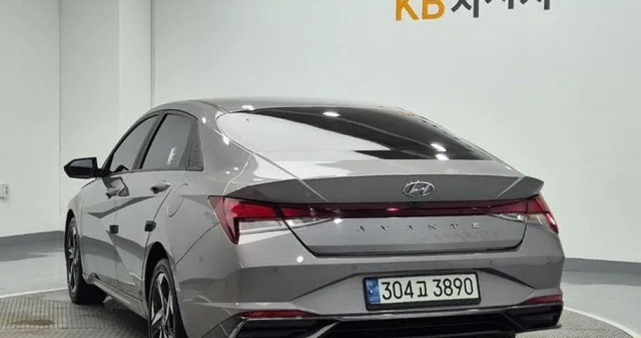 Hyundai Avante (Elantra) 