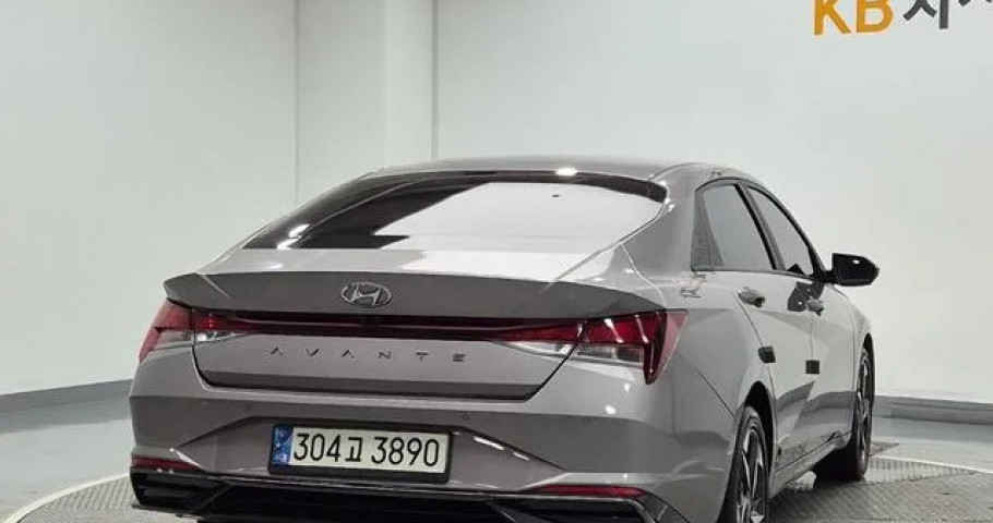 Hyundai Avante (Elantra) 