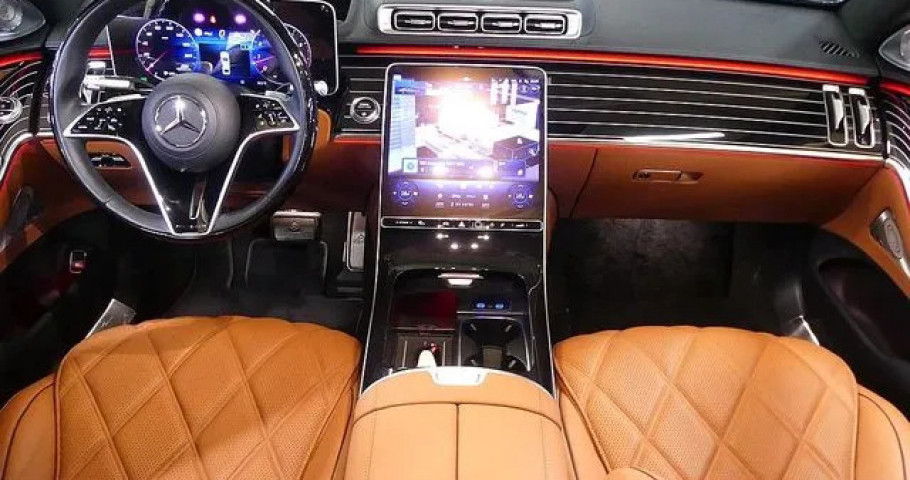 Mercedes-Benz S-Class 