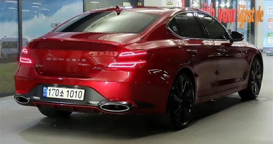 Genesis G70 