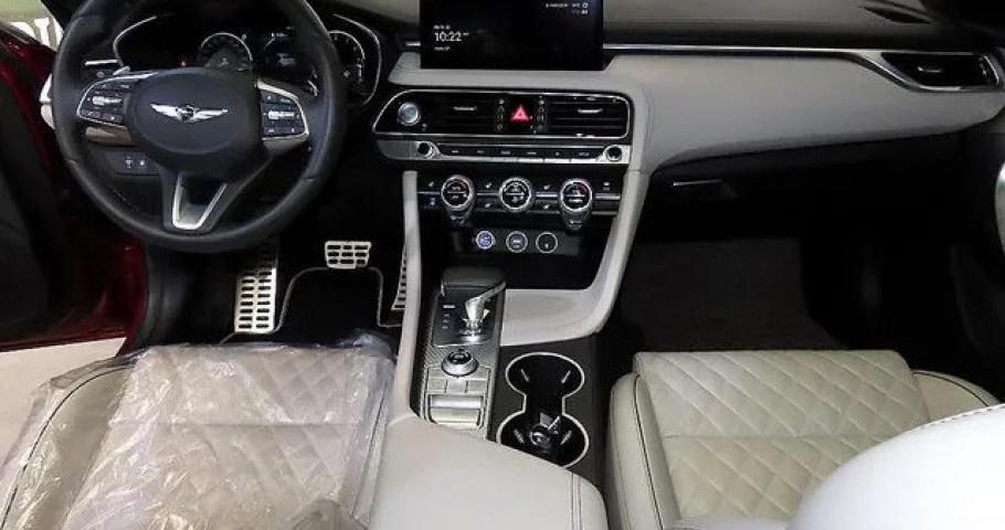 Genesis G70 