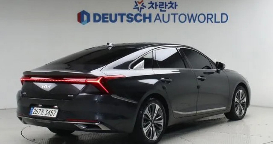Kia K8 