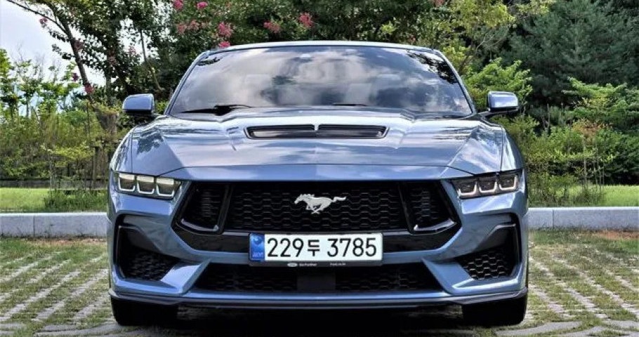 Ford Mustang 
