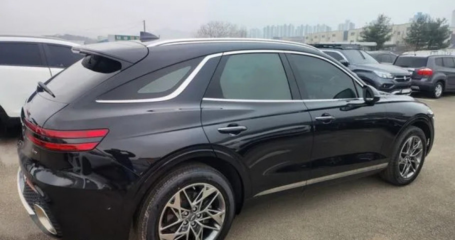 Genesis Gv70 