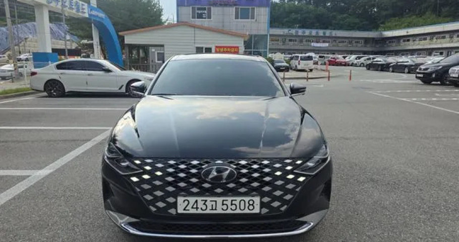 Hyundai Grandeur 