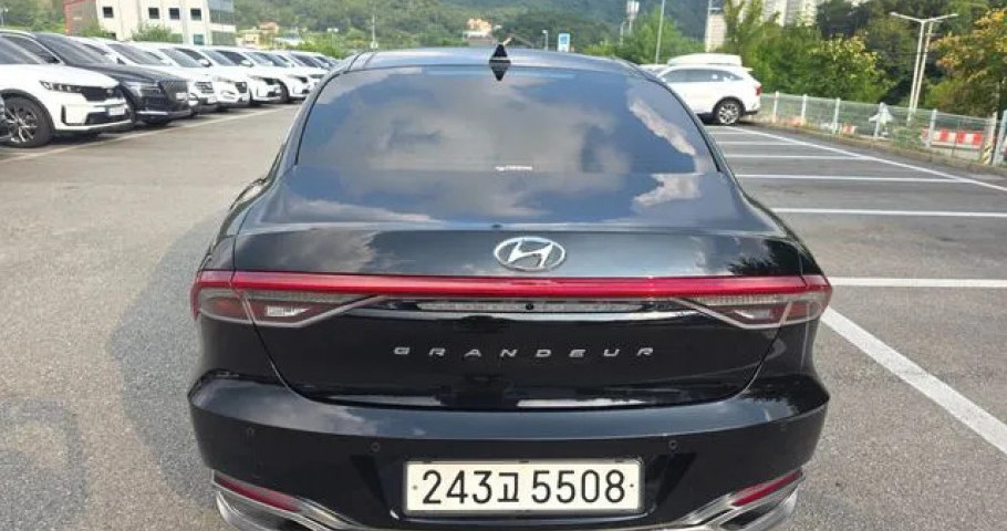 Hyundai Grandeur 