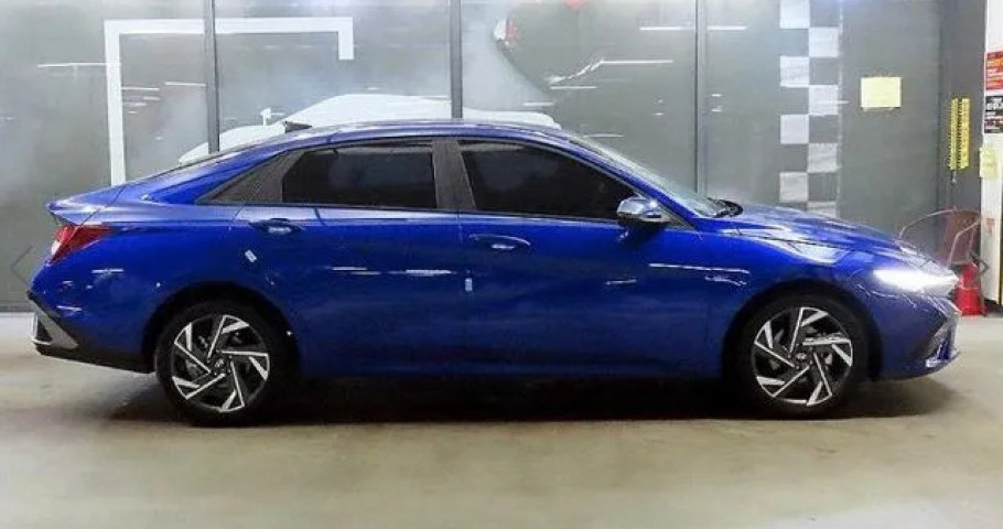 Hyundai Avante (Elantra) 