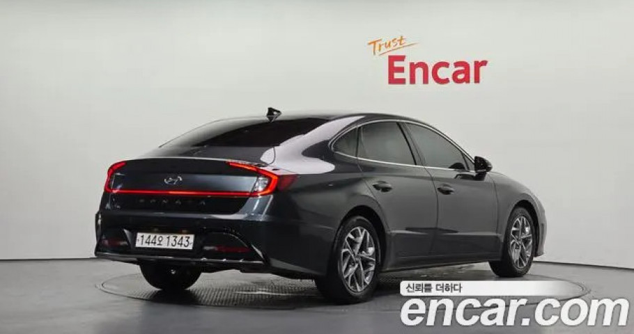 Hyundai Sonata 