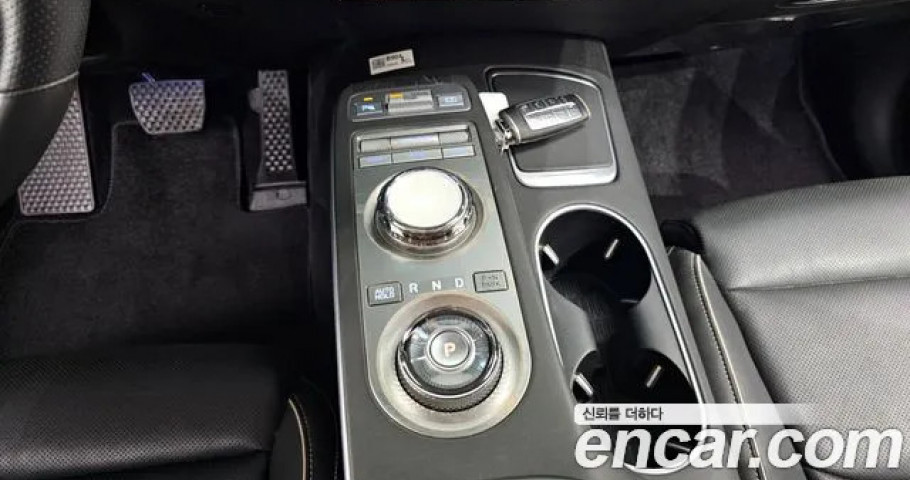 Genesis Gv70 