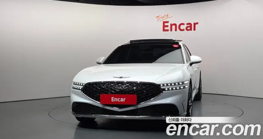 Genesis G90 