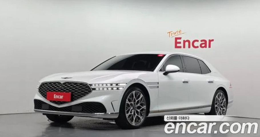 Genesis G90 
