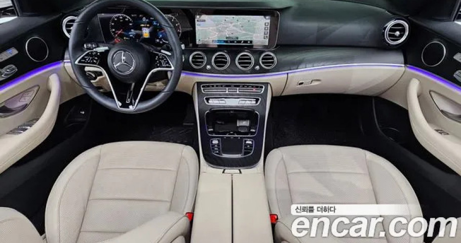 Mercedes-Benz E-Class 