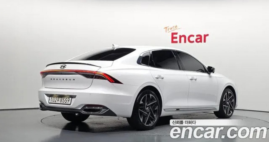 Hyundai Grandeur 
