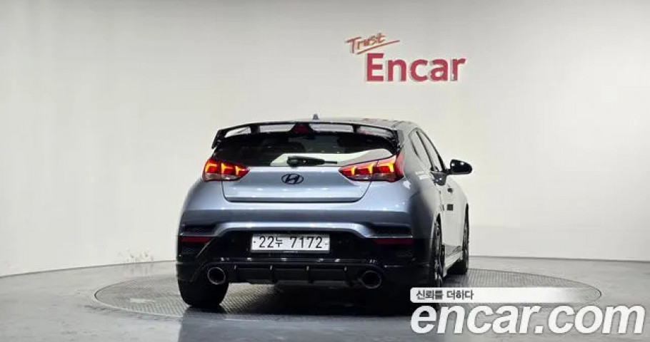 Hyundai Veloster 