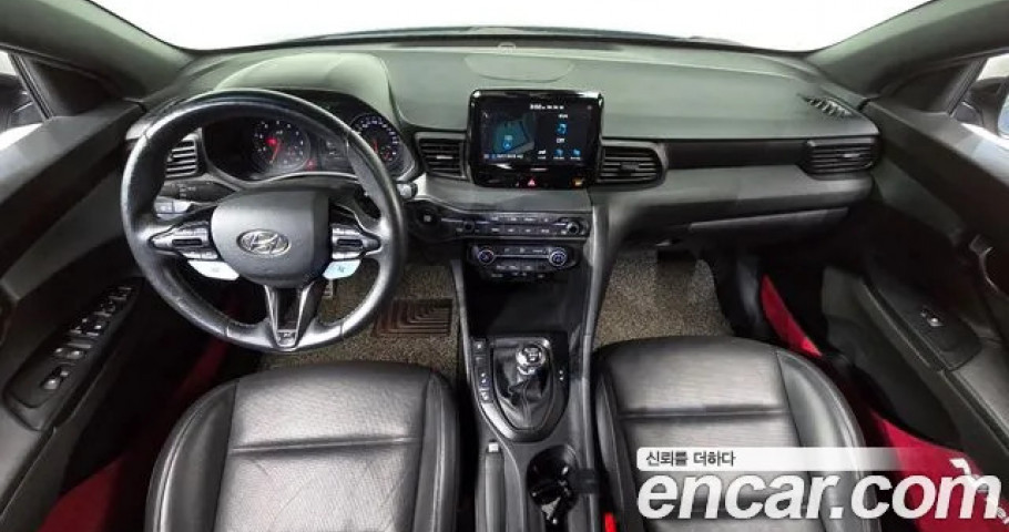 Hyundai Veloster 