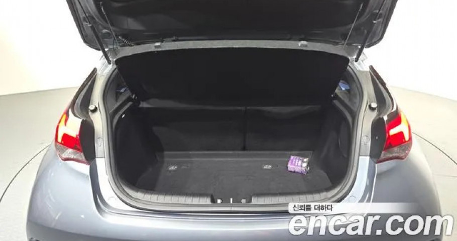 Hyundai Veloster 