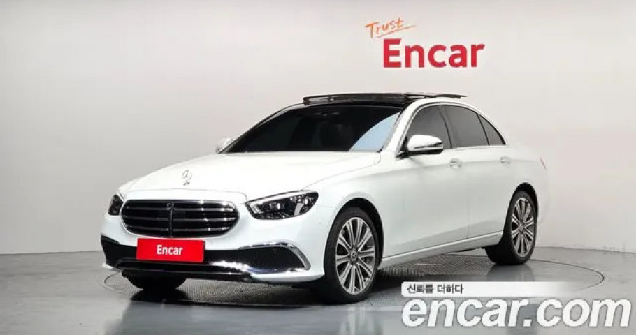 Mercedes-Benz E-Class 