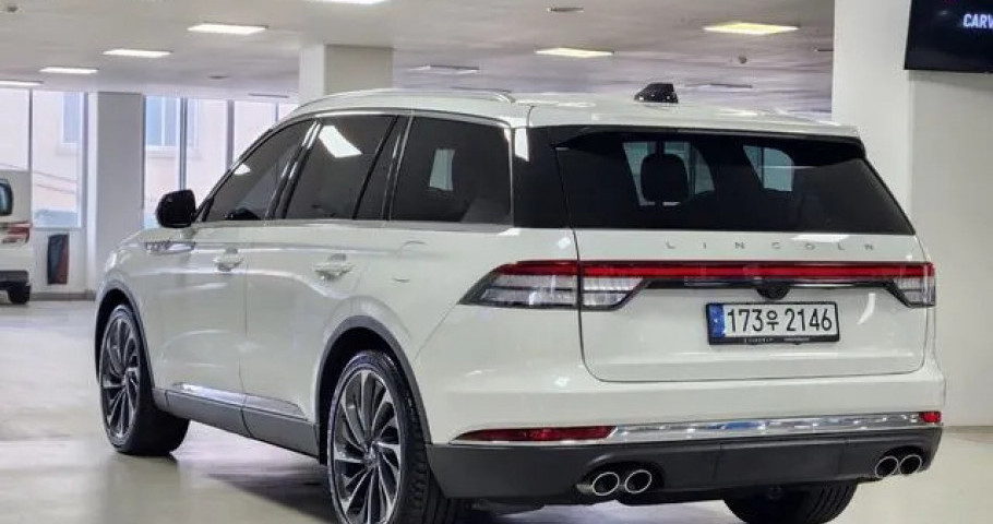Lincoln Aviator 