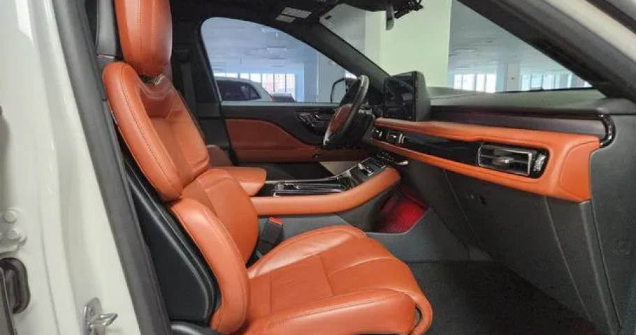 Lincoln Aviator 