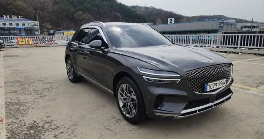 Genesis Gv70 