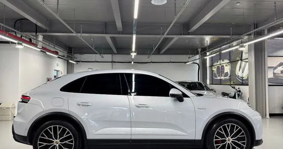 Porsche Macan 