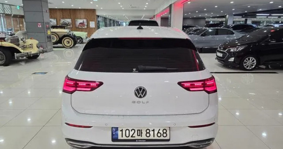 Volkswagen Golf 