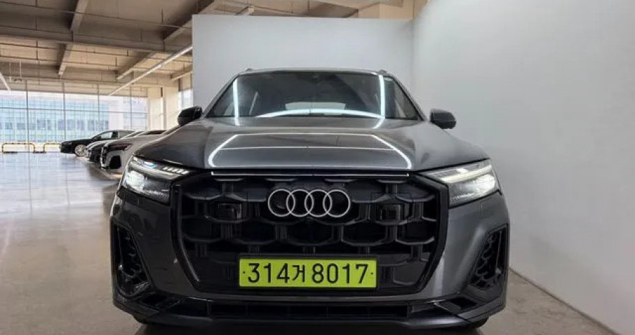 Audi Q7 