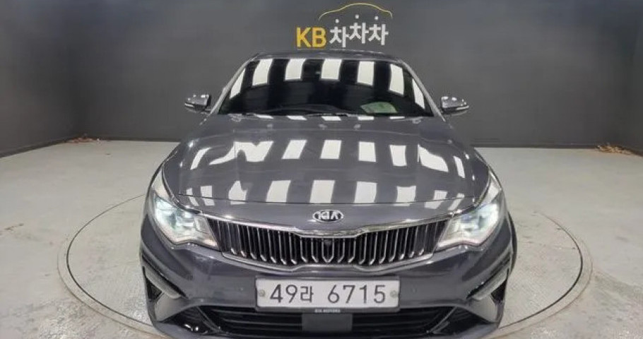 Kia K5 