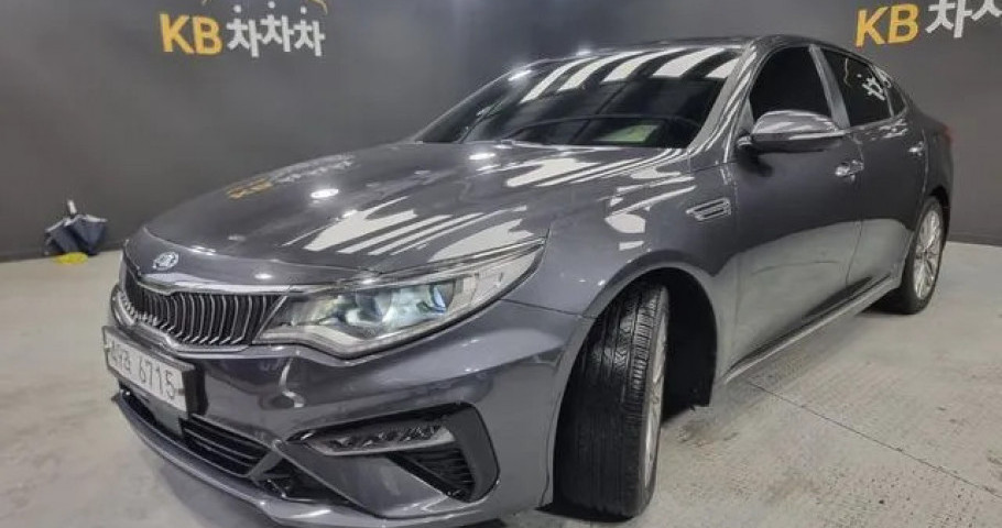 Kia K5 