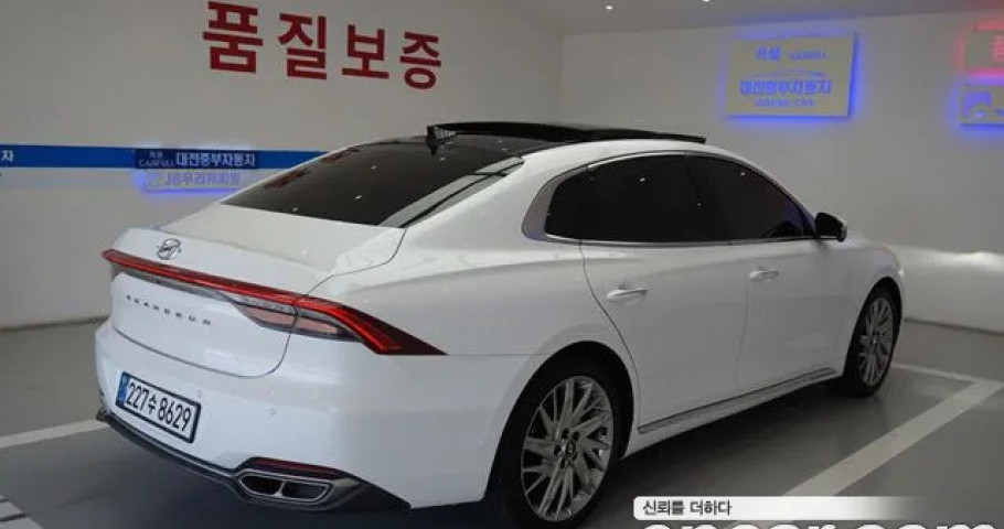Hyundai Grandeur 
