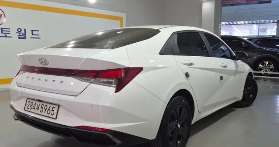 Hyundai Avante (Elantra) 