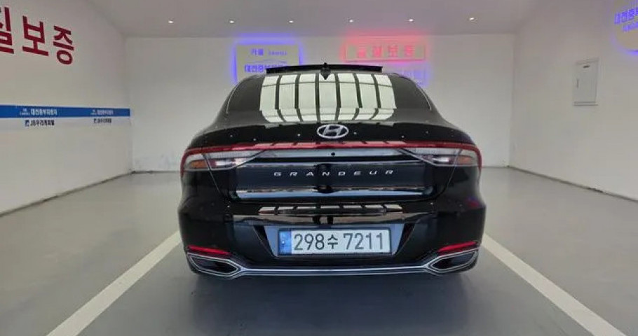 Hyundai Grandeur 