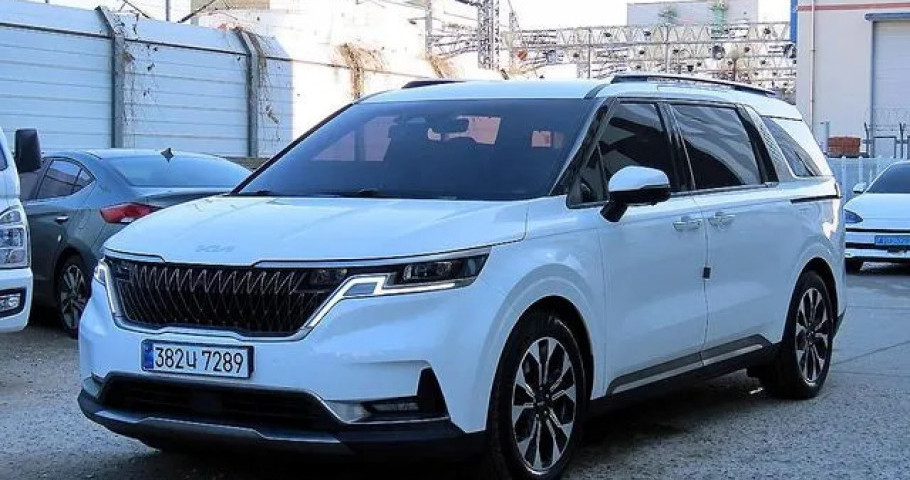 Kia Carnival 