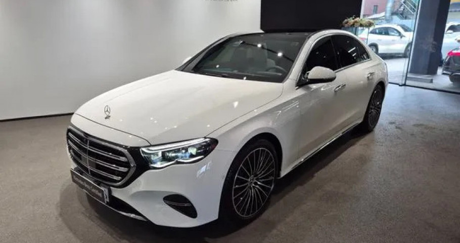 Mercedes-Benz E-Class 