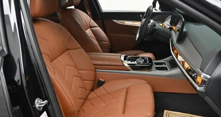 Bmw 7-Series 