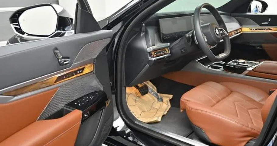 Bmw 7-Series 