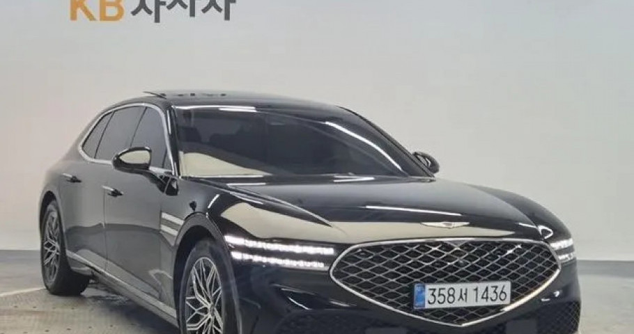 Genesis G90 
